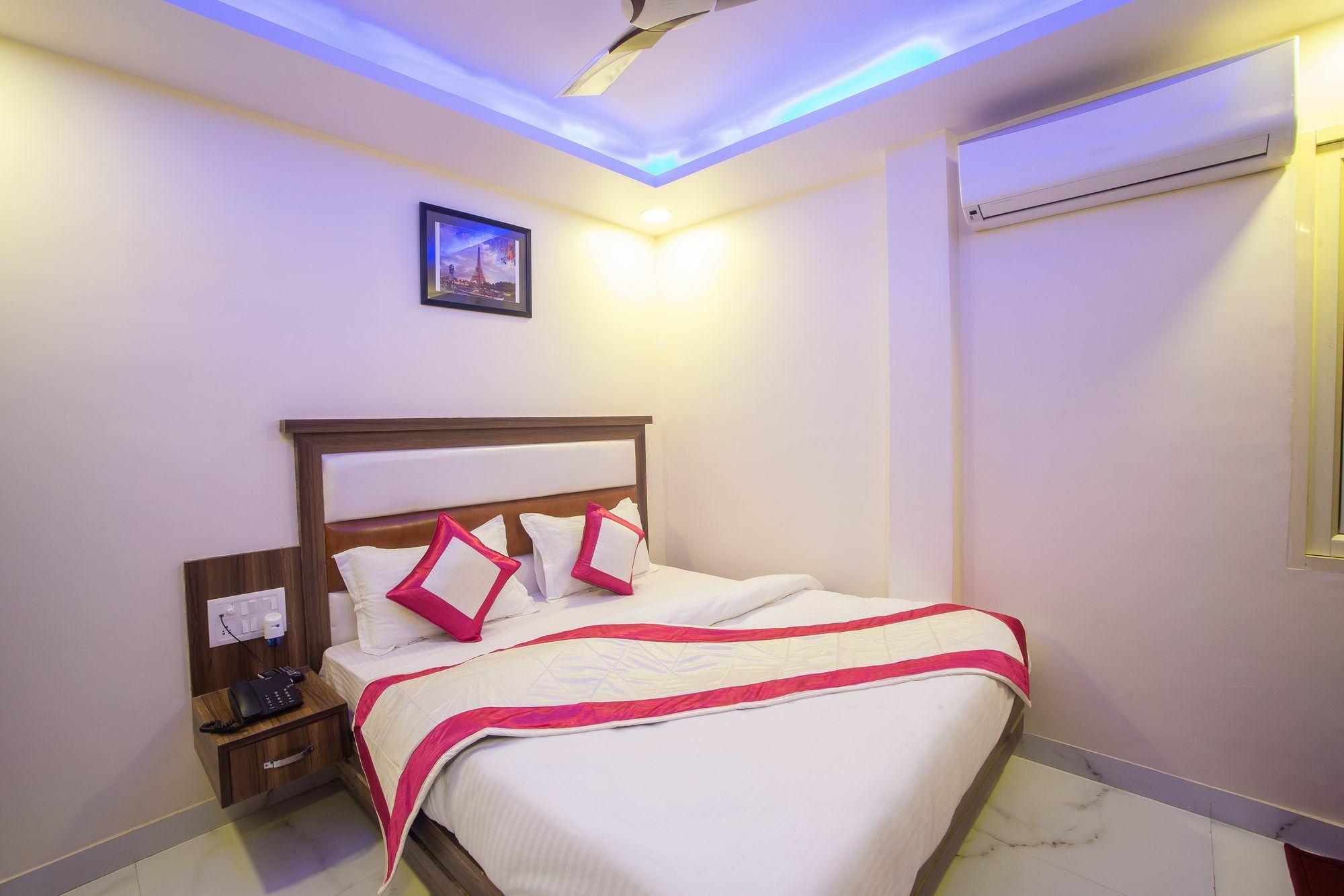 Hotel Sarthak Palace - By Pooja Hospitality New Delhi Ngoại thất bức ảnh