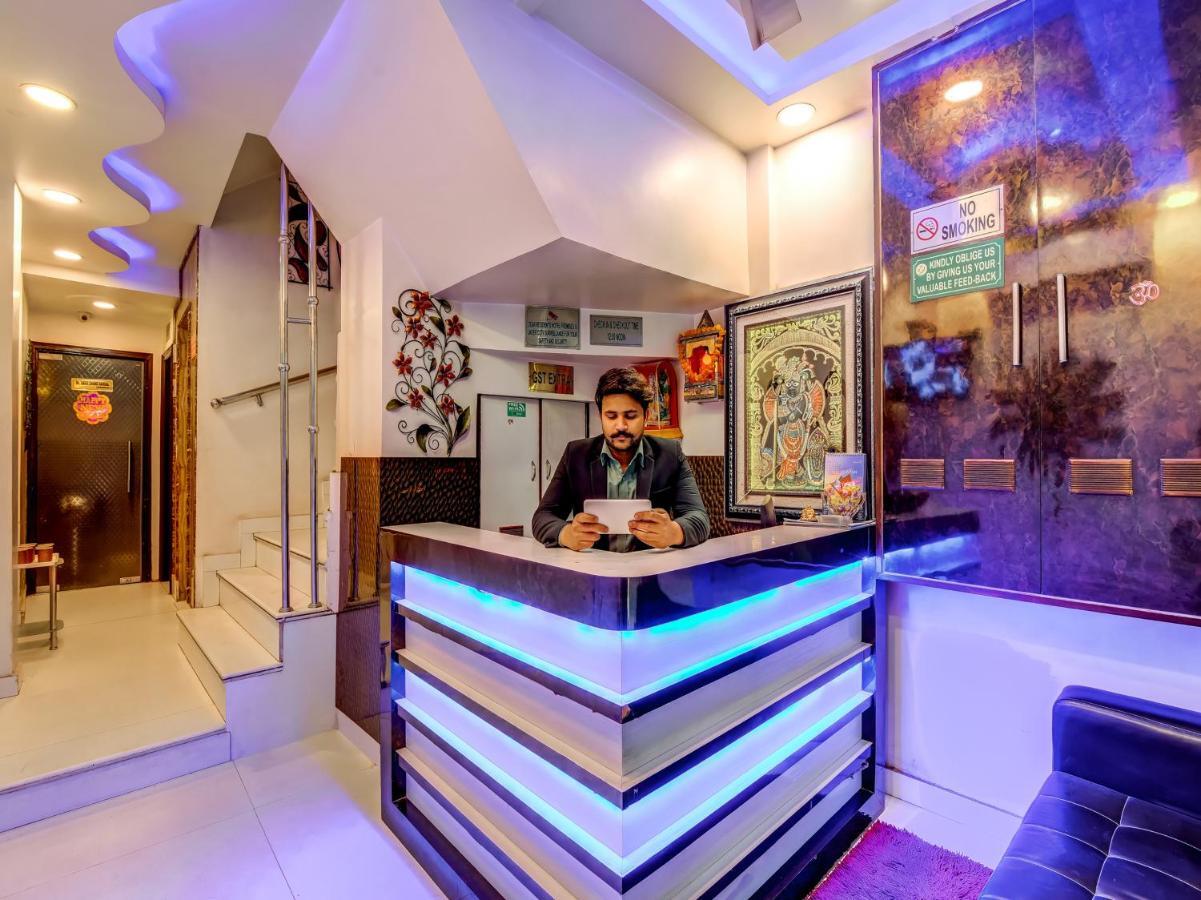 Hotel Sarthak Palace - By Pooja Hospitality New Delhi Ngoại thất bức ảnh